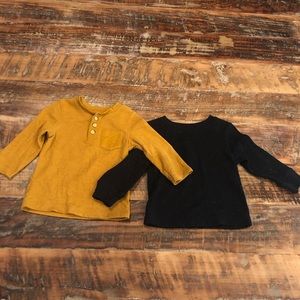Set of 2 long sleeved shirts